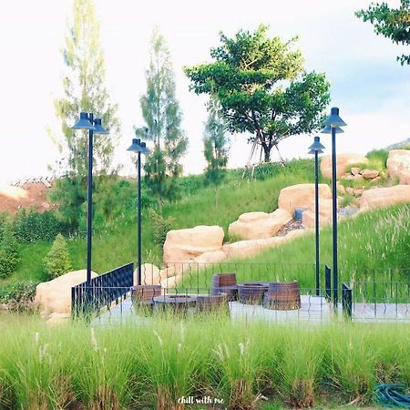 Toscana Log Home Ban Nong Rua ภายนอก รูปภาพ