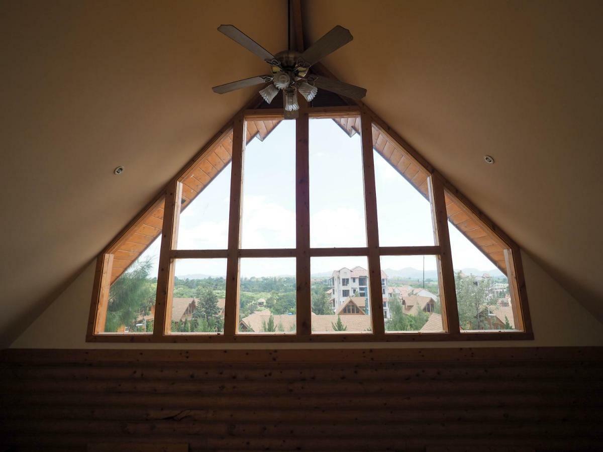 Toscana Log Home Ban Nong Rua ภายนอก รูปภาพ