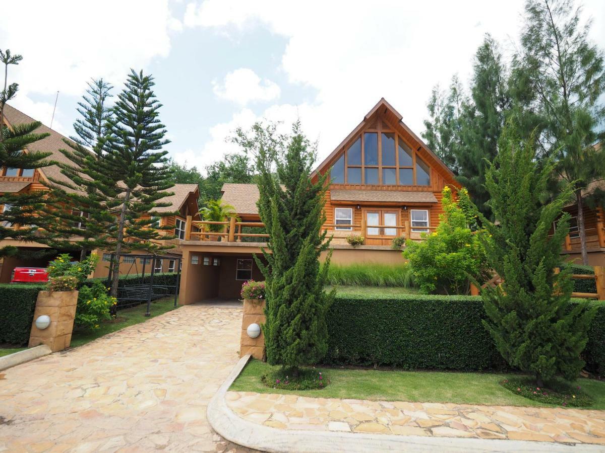 Toscana Log Home Ban Nong Rua ภายนอก รูปภาพ