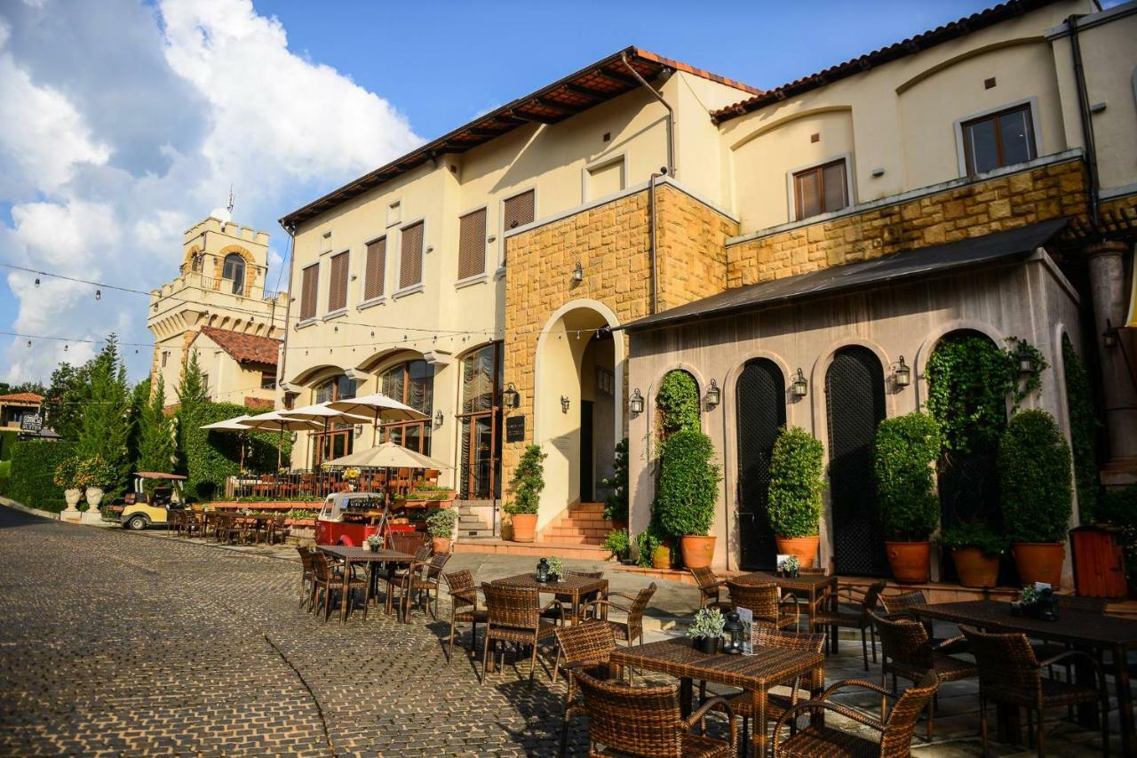 Toscana Log Home Ban Nong Rua ภายนอก รูปภาพ